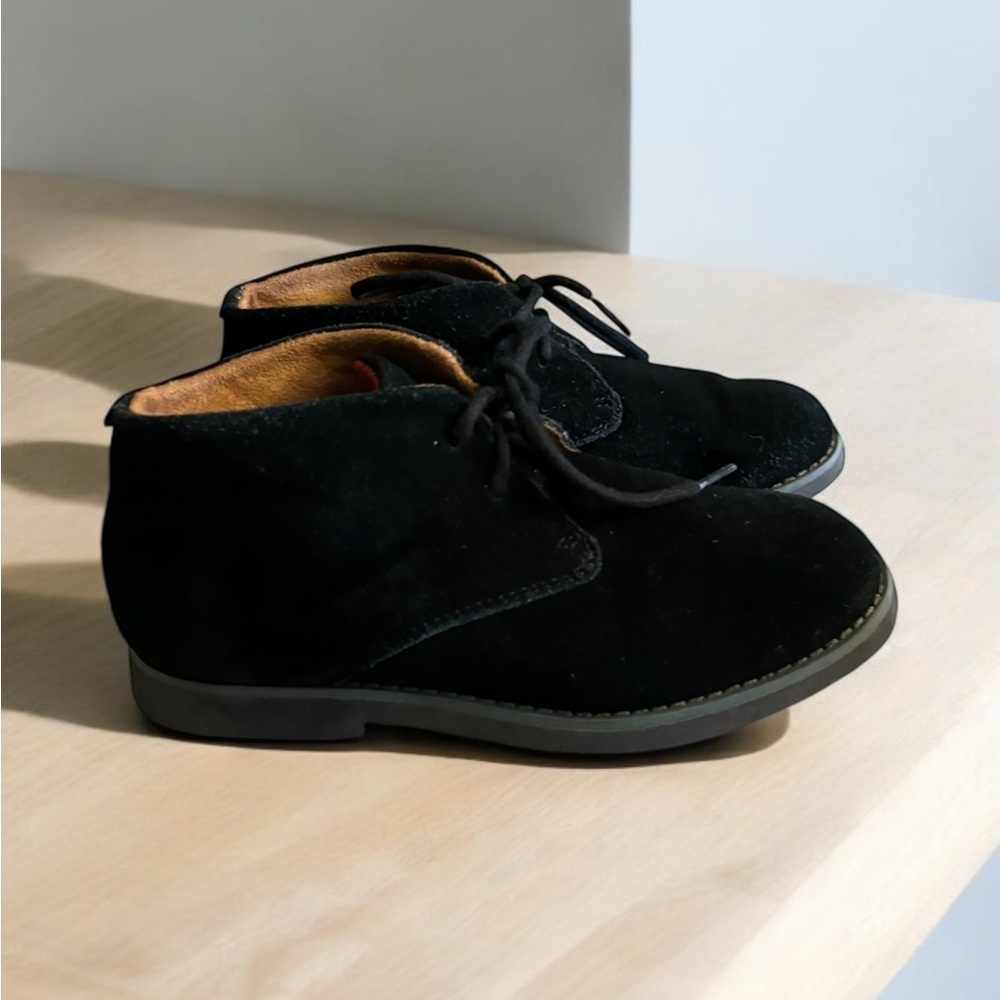 Florsheim Boys Black Suede Chukka Boots